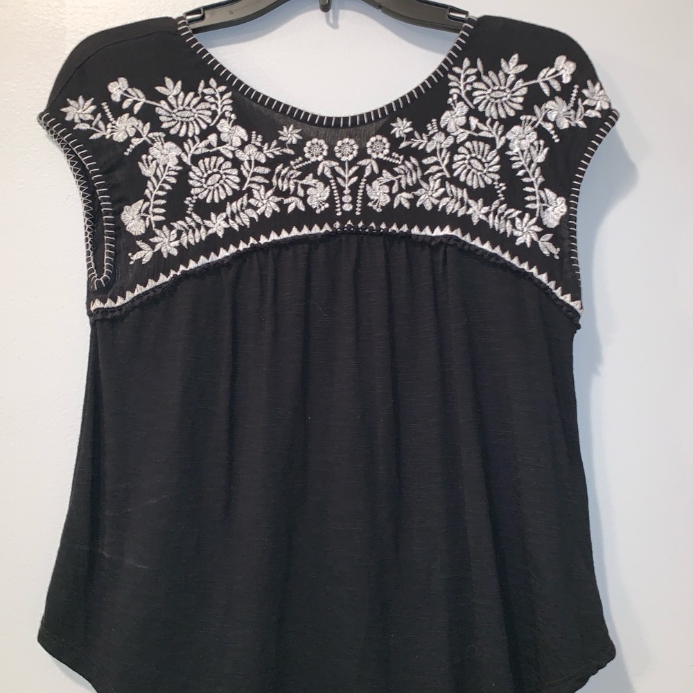 Hollister women’s shirt